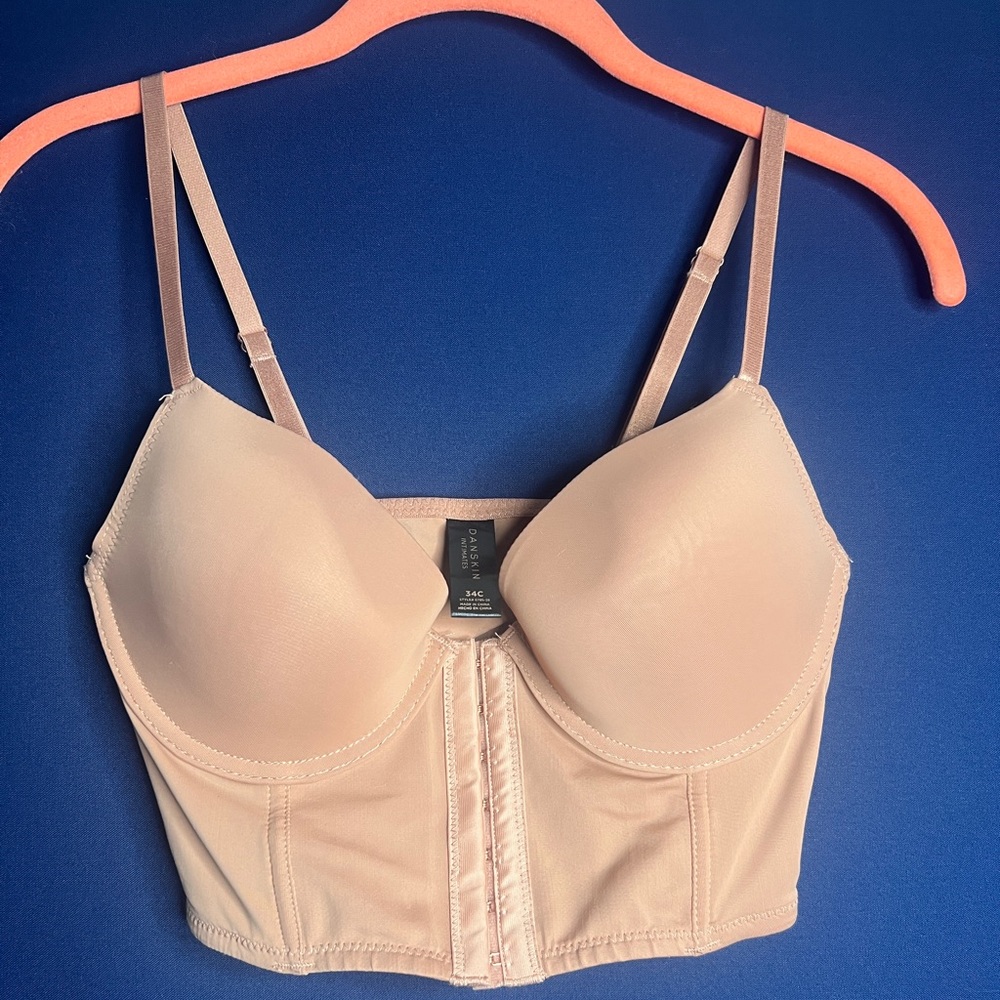Danskin bra shape wear, NWT peach color, size 34C
